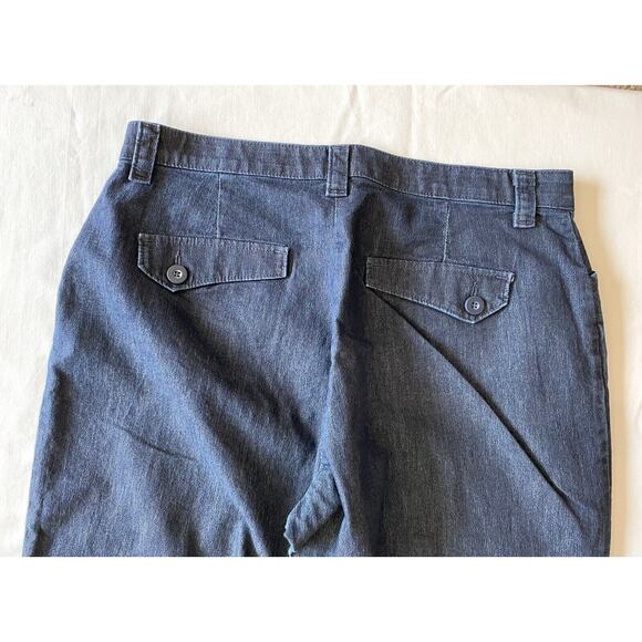 Lee Women's Straight Leg Jeans - Dark Blue - Picture 7 of 7